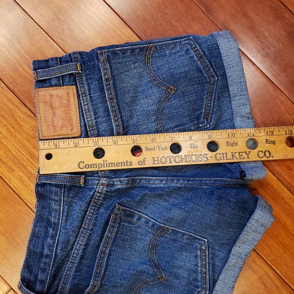 Levi's Blue Denim Jean shorts size 25. Button Fly 5 pocket - Picture 4 of 11